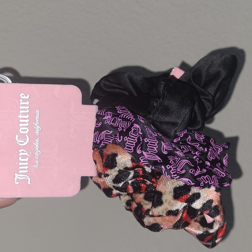 💕NWT Juicy Couture Scrunchie Set💕